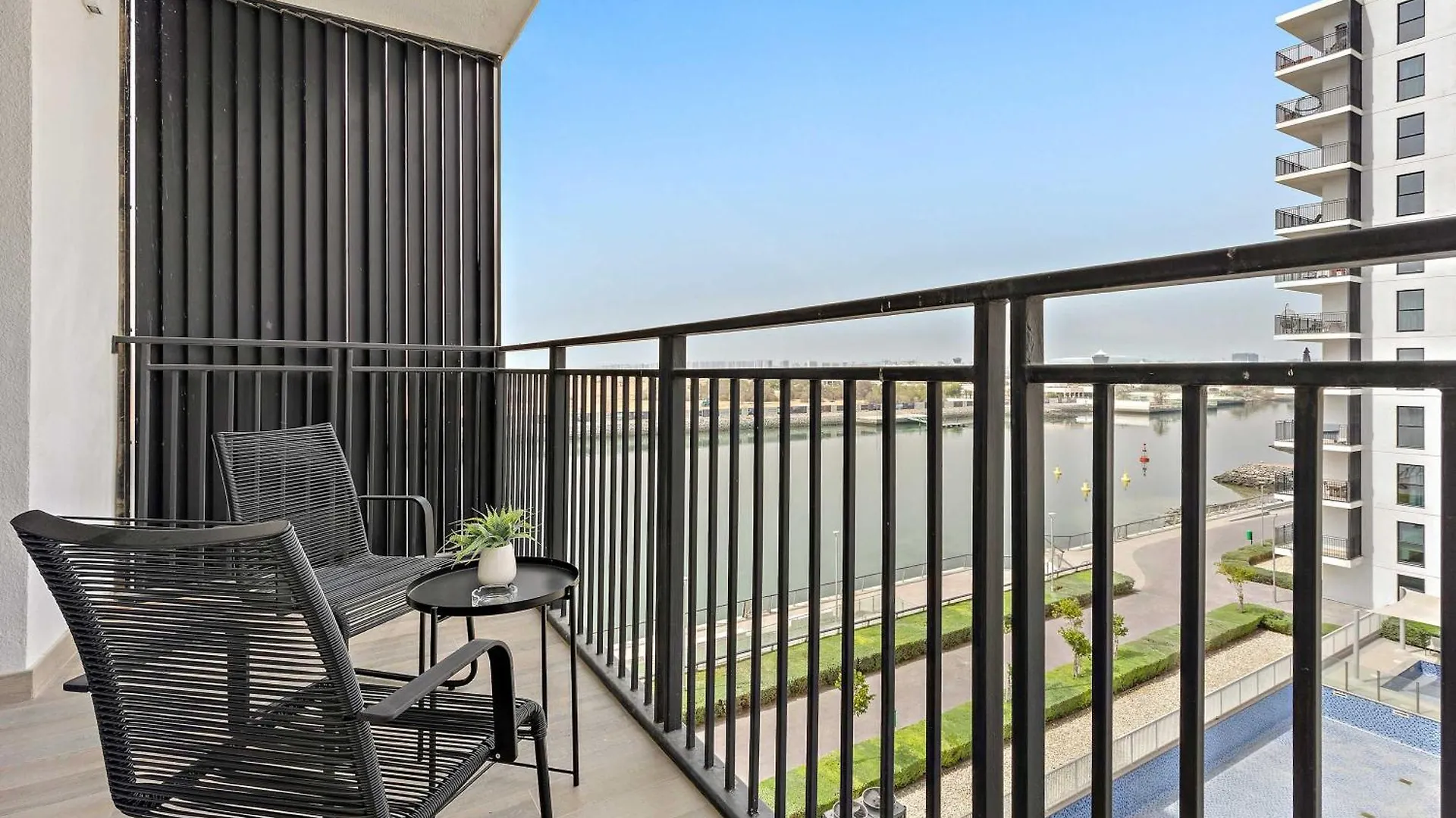 Silkhaus Canalside Studio In Water'S Edge Tower Abu Dhabi Lejlighed